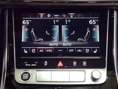 Used 2022 Audi Q8 Prestige image 40