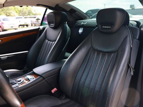 Used 2009 Mercedes-Benz SL 550 w/ Premium I Pkg image 6