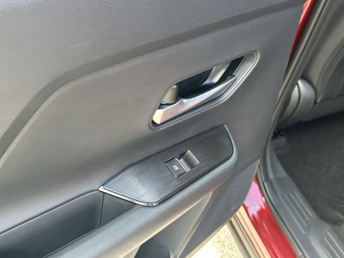 New 2026 Nissan Kicks SR FWD image 13