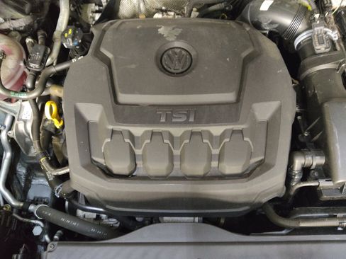 Used 2022 Volkswagen Tiguan S image 30