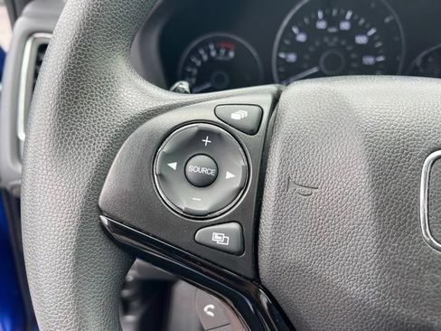 Used 2018 Honda HR-V EX image 14