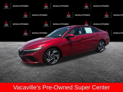 Used 2024 Hyundai Elantra Limited FWD image 2