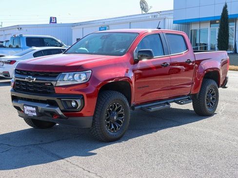 Used 2022 Chevrolet Colorado Z71 w/ Trail Boss Package image 6