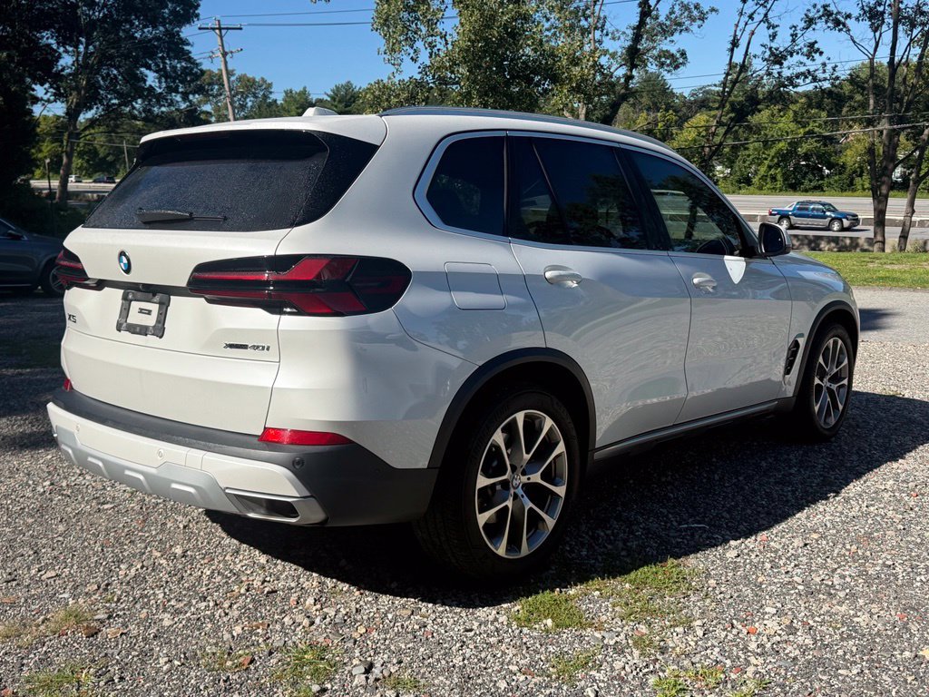 Used 2024 BMW X5 xDrive50e AWD/4WD image 6