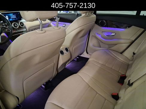 Used 2022 Mercedes-Benz GLC 300 image 6