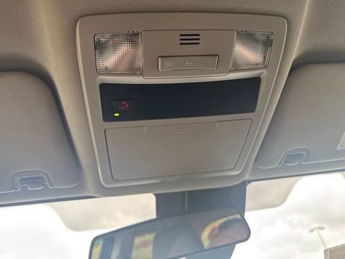 Used 2022 Toyota Tacoma SR AWD/4WD image 22