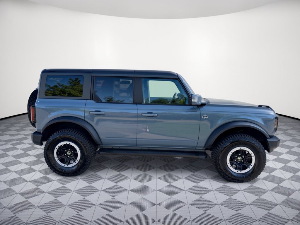 Used 2024 Ford Bronco Outer Banks w/ Sasquatch Package AWD/4WD image 8