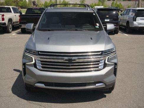 Used 2024 Chevrolet Tahoe High Country AWD/4WD image 4