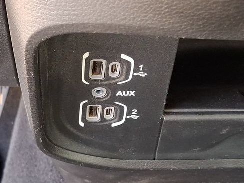 Used 2024 RAM 2500 Laramie AWD/4WD image 20