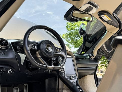 Used 2018 McLaren 720S Luxury RWD image 20