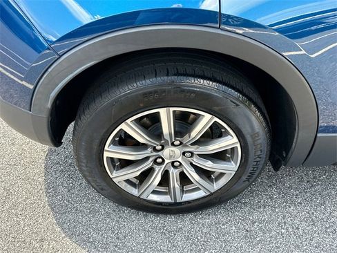 Used 2019 Cadillac XT4 Sport image 17