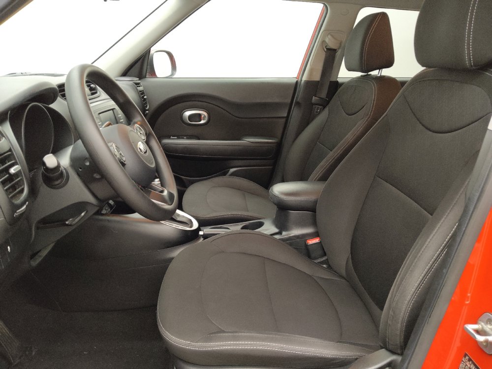 Used 2019 Kia Soul FWD image 17