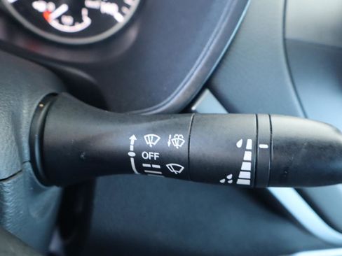Used 2022 Nissan Altima 2.5 SV FWD image 24