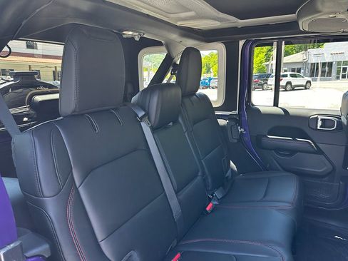 Used 2026 Jeep Wrangler Unlimited Rubicon AWD/4WD image 27