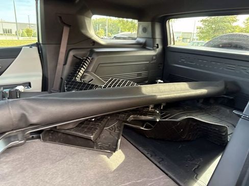 Used 2026 GMC Hummer EV SUV AWD/4WD image 13