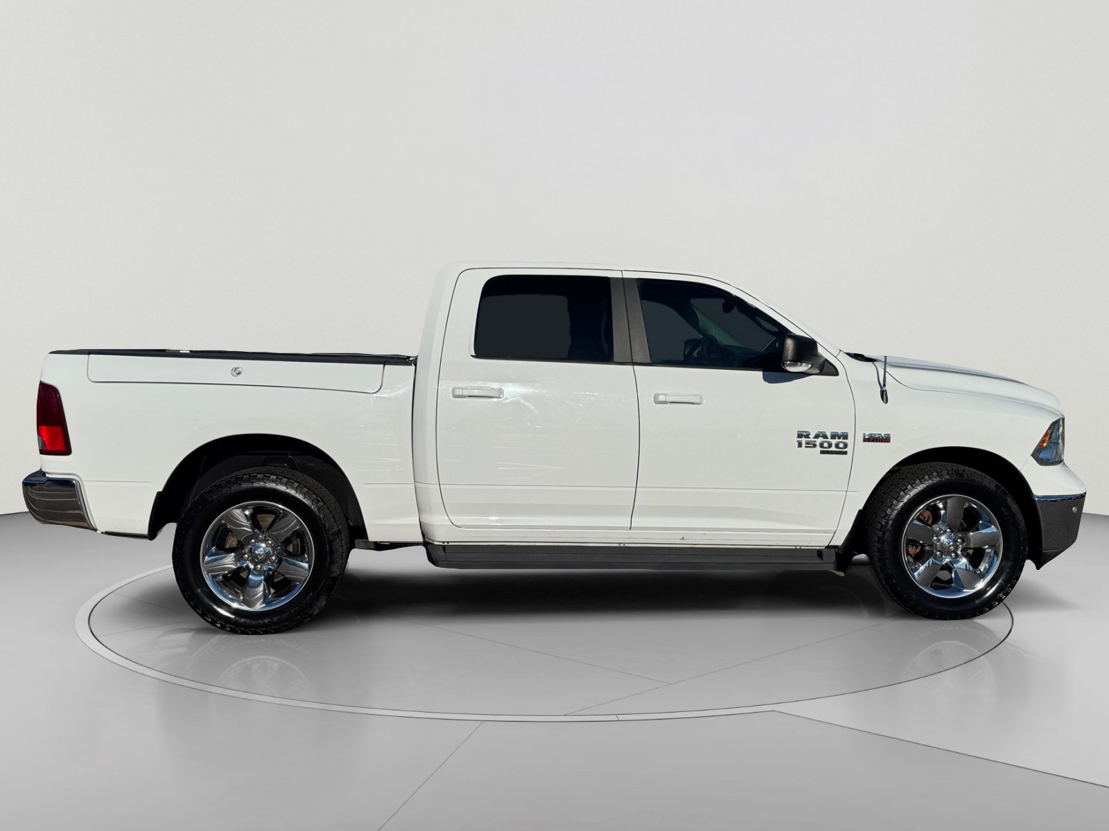Used 2019 RAM 1500 Big Horn w/ Rambox Value Package AWD/4WD image 6