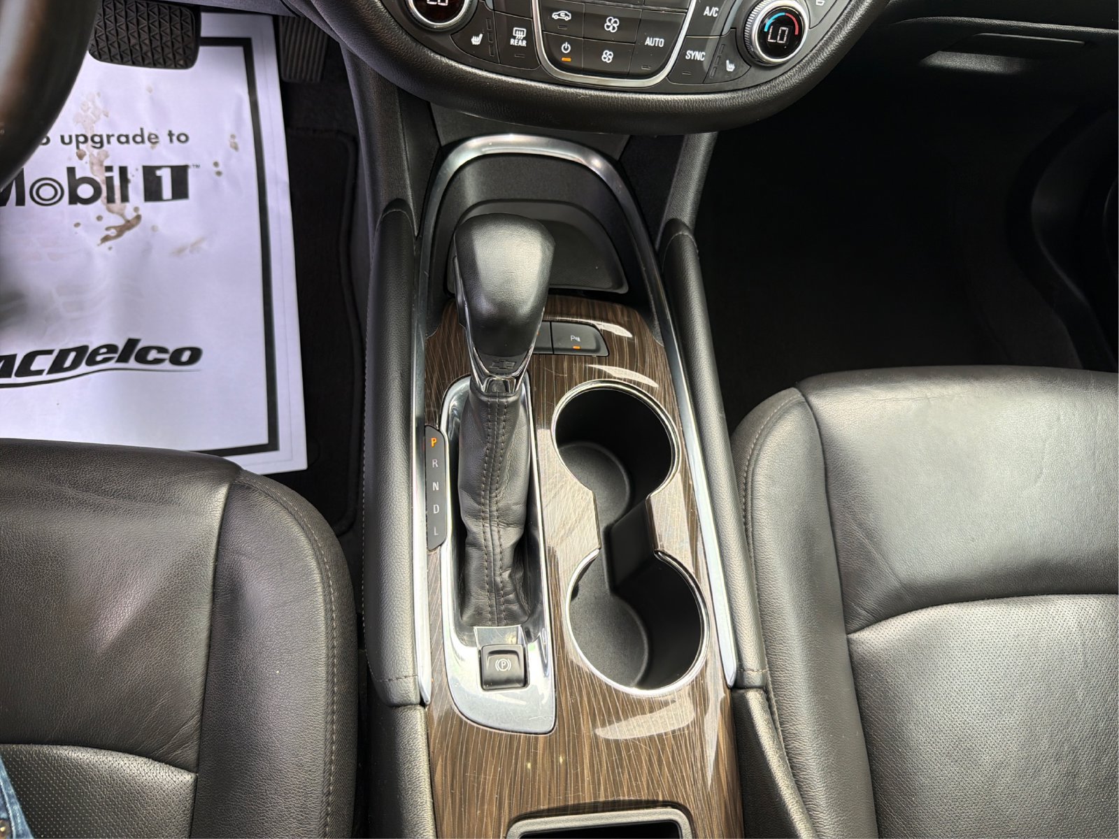 Used 2024 Chevrolet Malibu LT FWD image 17