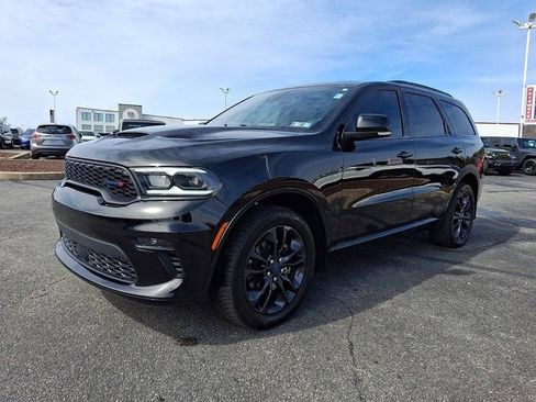 Certified 2023 Dodge Durango GT image 3