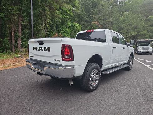 Used 2025 RAM 2500 Big Horn AWD/4WD image 5