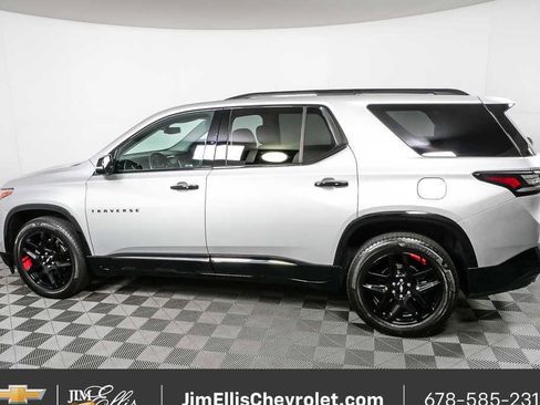 Certified 2020 Chevrolet Traverse Premier w/ Redline Edition FWD image 31