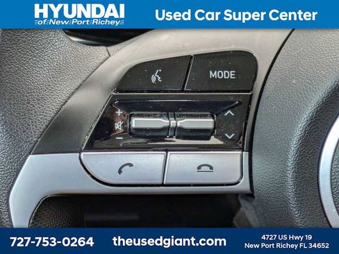 Used 2022 Hyundai Elantra SEL FWD image 24