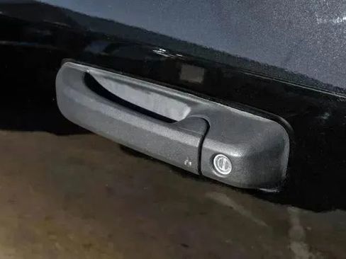 Used 2017 RAM 1500 Express w/ Express Value Package image 50