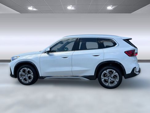 Used 2025 BMW X1 xDrive28i AWD/4WD image 2