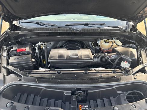 Used 2022 Chevrolet Tahoe Premier w/ Premium Package image 36