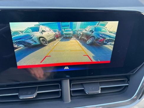 New 2026 Chevrolet Trax LT FWD image 39