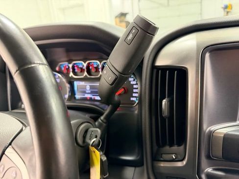 Certified 2018 Chevrolet Silverado 1500 LT w/ All Star Edition AWD/4WD image 15