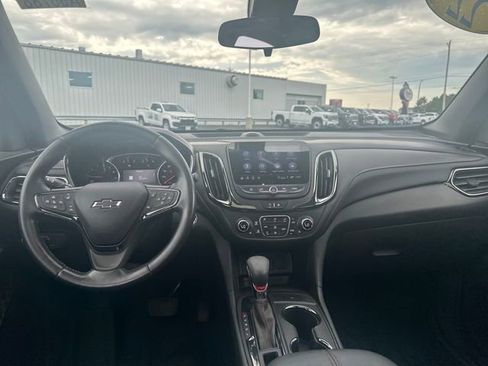 Used 2022 Chevrolet Equinox RS w/ RS Leather Package image 14