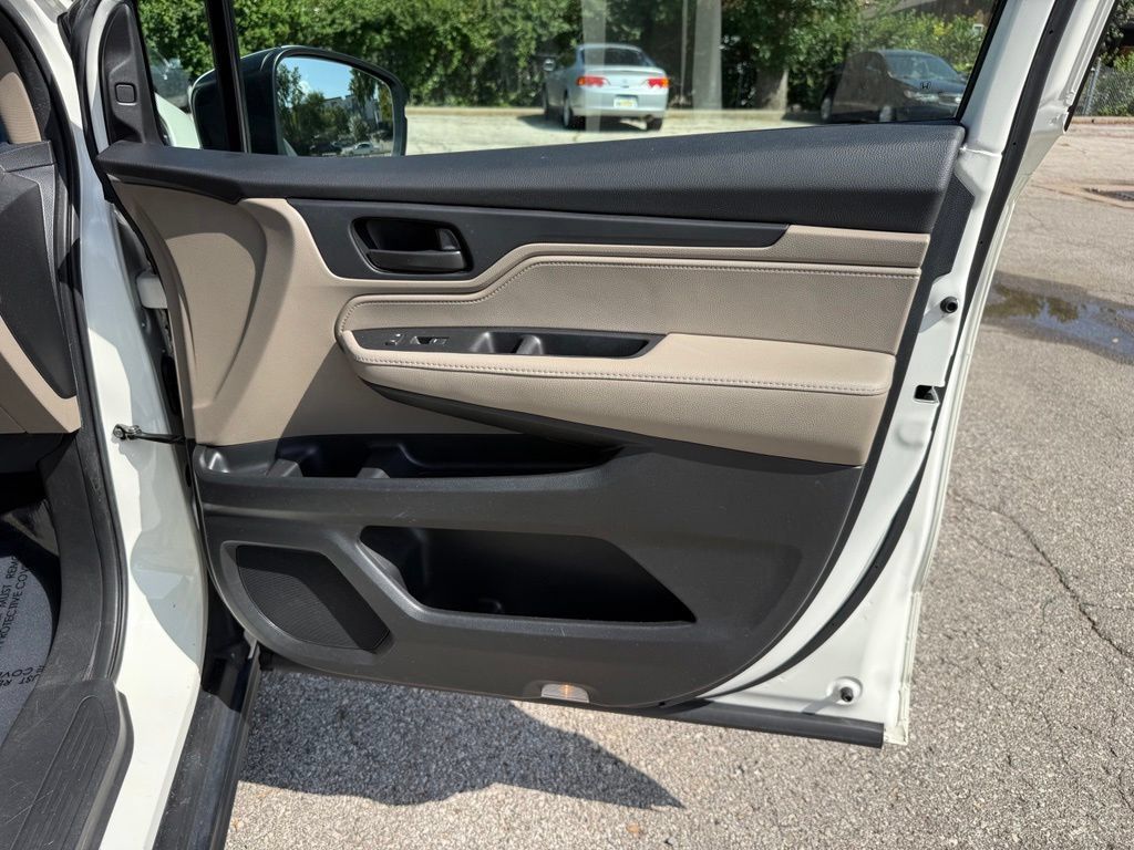 Used 2019 Honda Odyssey EX-L image 42