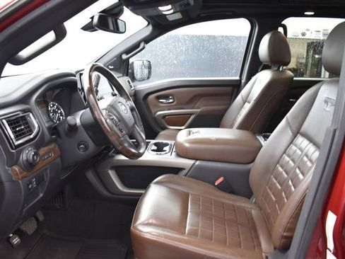 Used 2021 Nissan Titan Platinum Reserve w/ Moonroof Package image 18