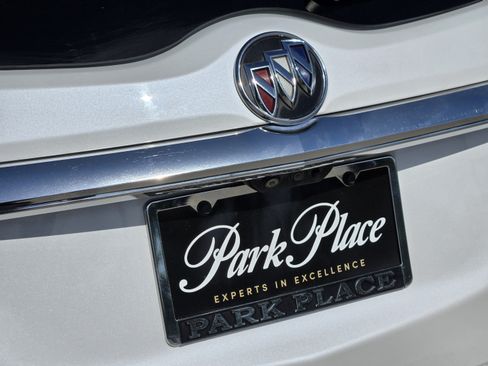 Used 2021 Buick Enclave Avenir FWD image 39