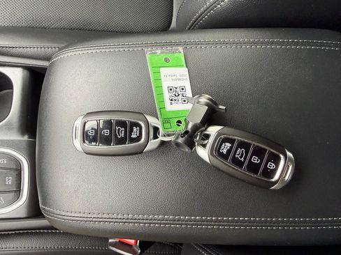Used 2020 Hyundai Santa Fe SEL AWD/4WD image 34
