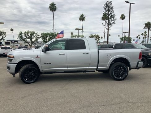 New 2026 RAM 2500 Limited AWD/4WD image 4