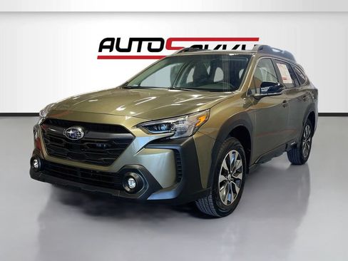 Used 2024 Subaru Outback Limited AWD/4WD image 3