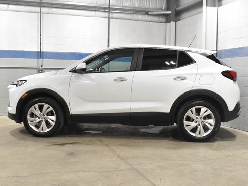 Used 2024 Buick Encore GX Preferred FWD image 24