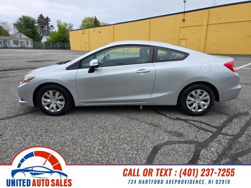 Used 2012 Honda Civic LX image 2