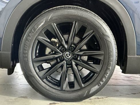 Used 2023 MAZDA CX-9 Touring Plus AWD/4WD image 13