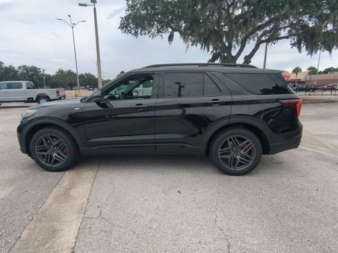 New 2026 Ford Explorer ST-Line w/ ST-Line Street Pack RWD image 8