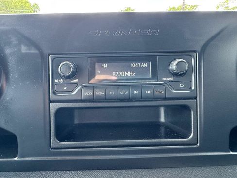 Used 2019 Mercedes-Benz Sprinter 144 image 29
