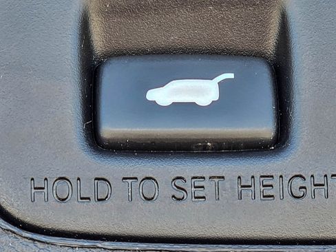 Used 2019 Honda CR-V Touring image 37