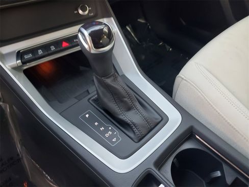 Used 2022 Audi Q3 2.0T Premium Plus w/ Premium Plus Package image 31