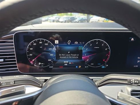 Used 2025 Mercedes-Benz GLE 350 4MATIC image 35