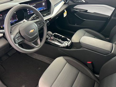 New 2026 Chevrolet Trax LT FWD image 10