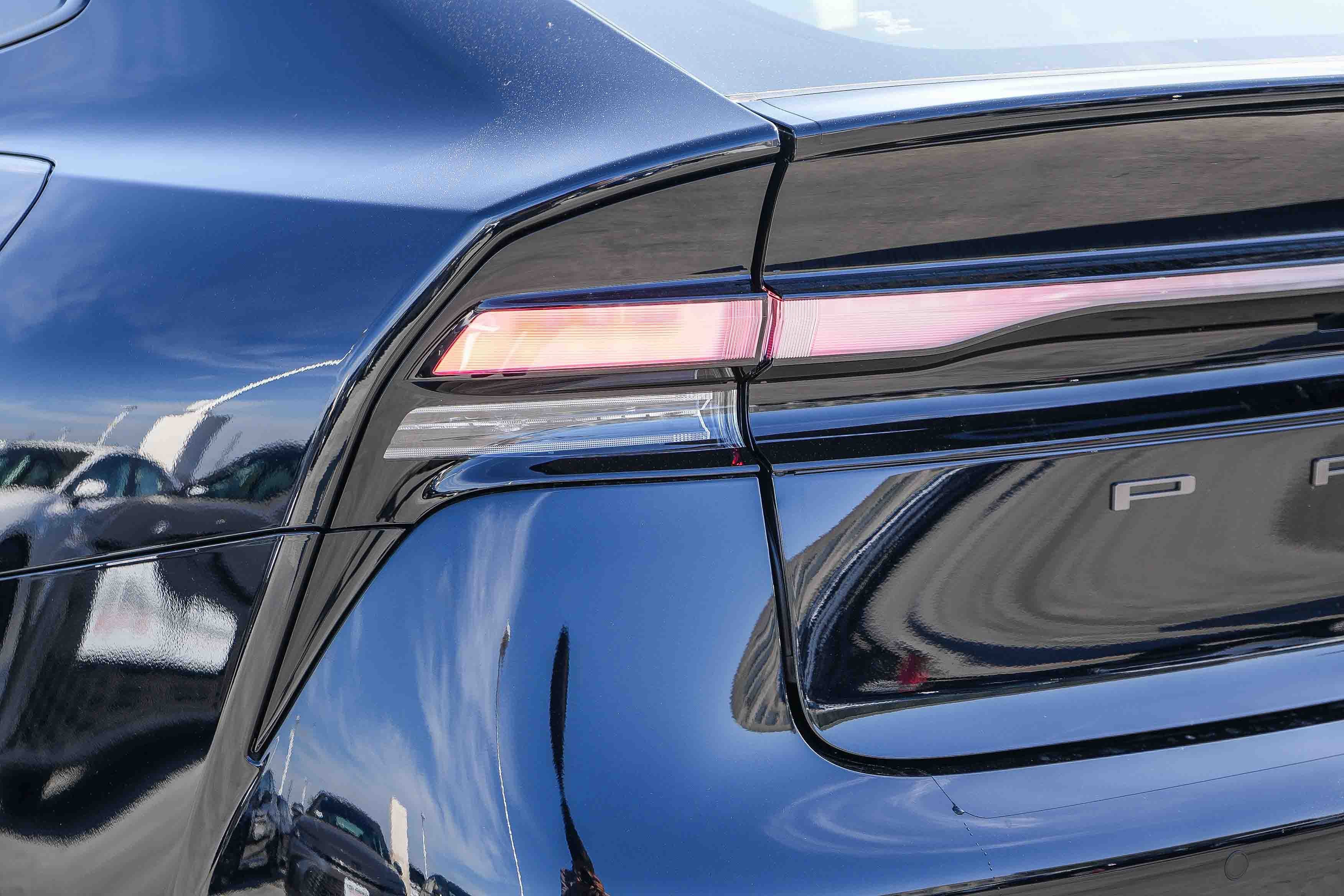 New 2026 Toyota Prius Plug-In Hybrid w/ Limited Premium Package FWD image 10