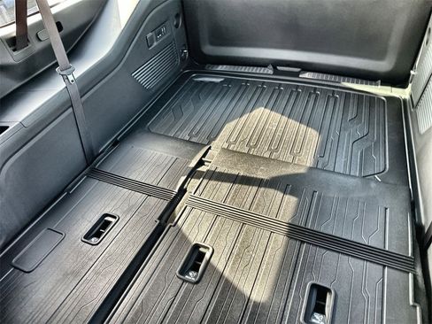 New 2026 GMC Yukon XL Denali w/ LPO, Floor Liner Package image 18
