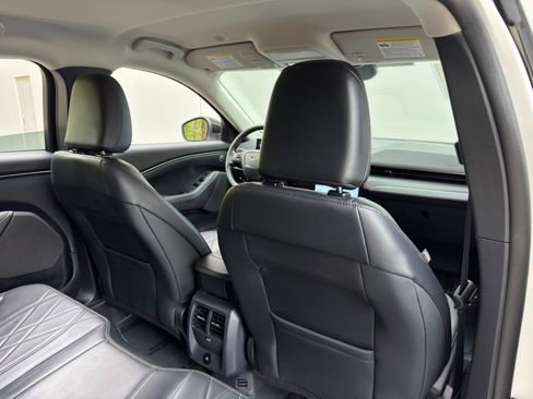 Used 2024 Ford Mustang Mach-E Select w/ Comfort Package Lite image 35