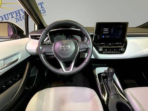 Used 2024 Toyota Corolla SE FWD image 9